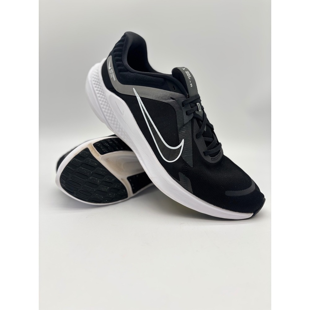 Nike Quest 5 Mens Running Shoes Black White DD0204-001 Size 12